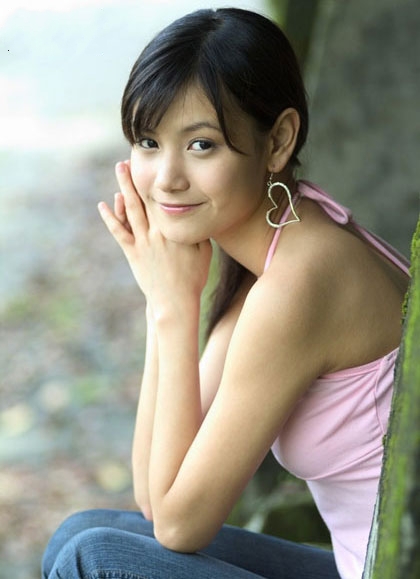 Photoshop把人物照片转成漂亮的效果(ps怎么把人物变漂亮)
